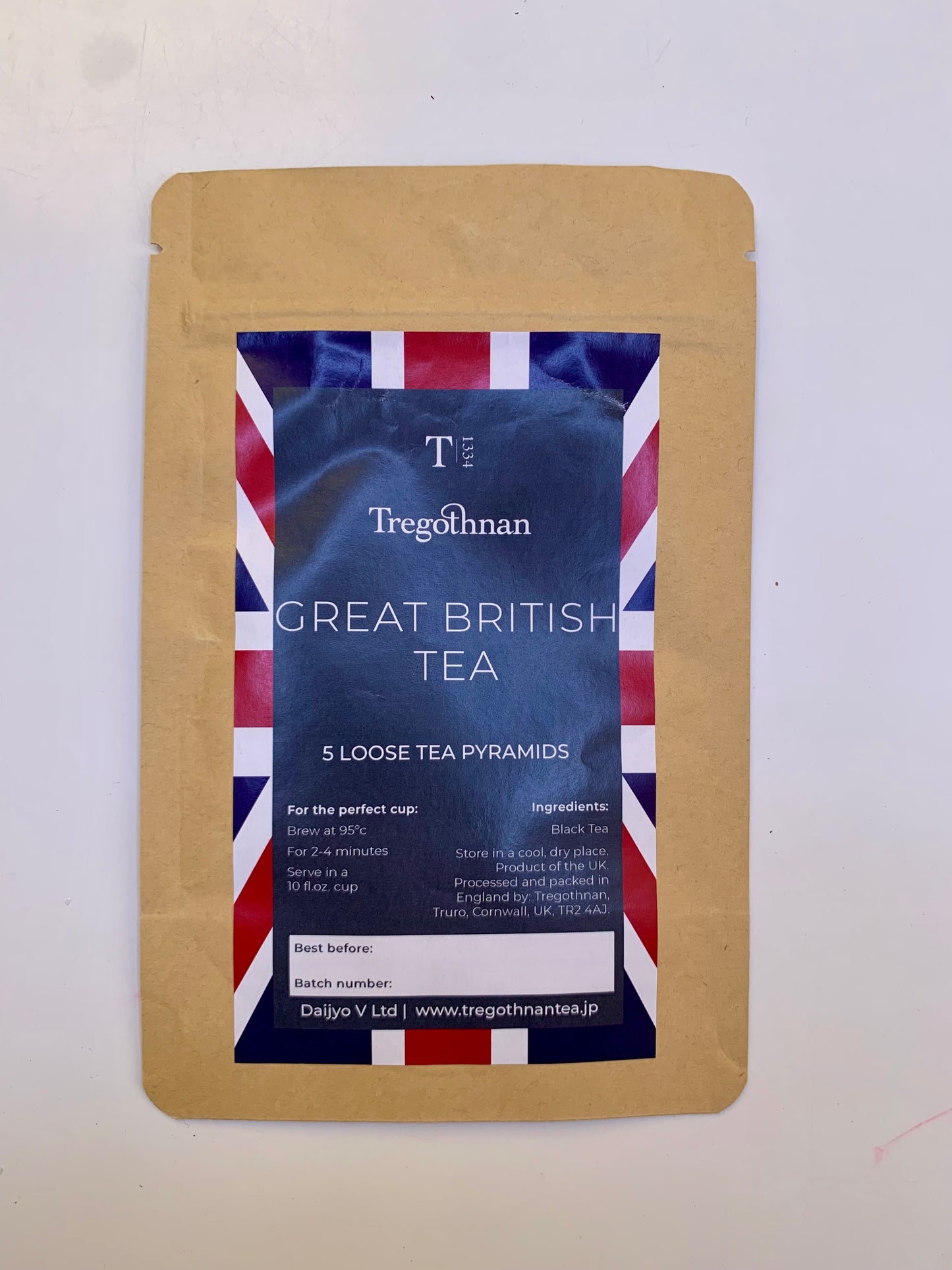 Tregothnan branded pouch with Great British Tea on a white background